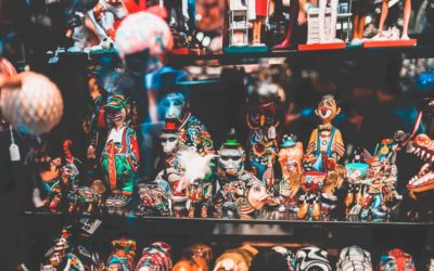 Tips Merawat Souvenir Dari Kayu Yang Berupa Ukiran Atau Patung