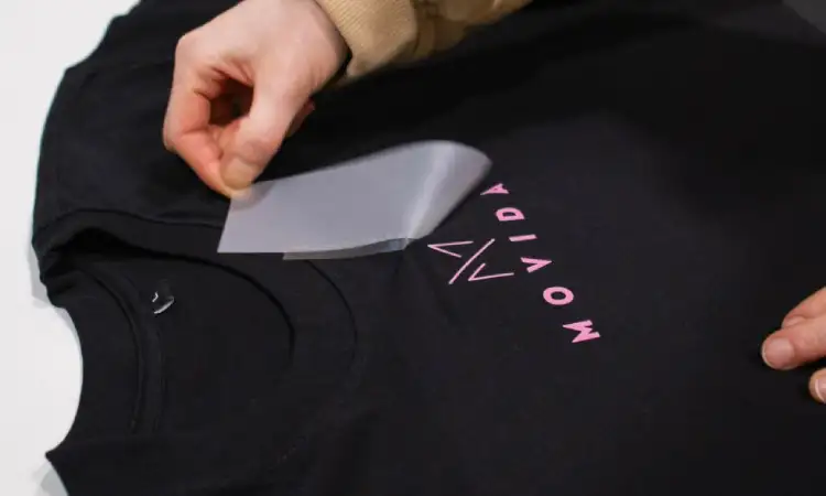 Souvenir kaos, Sumber: clothes2order.com